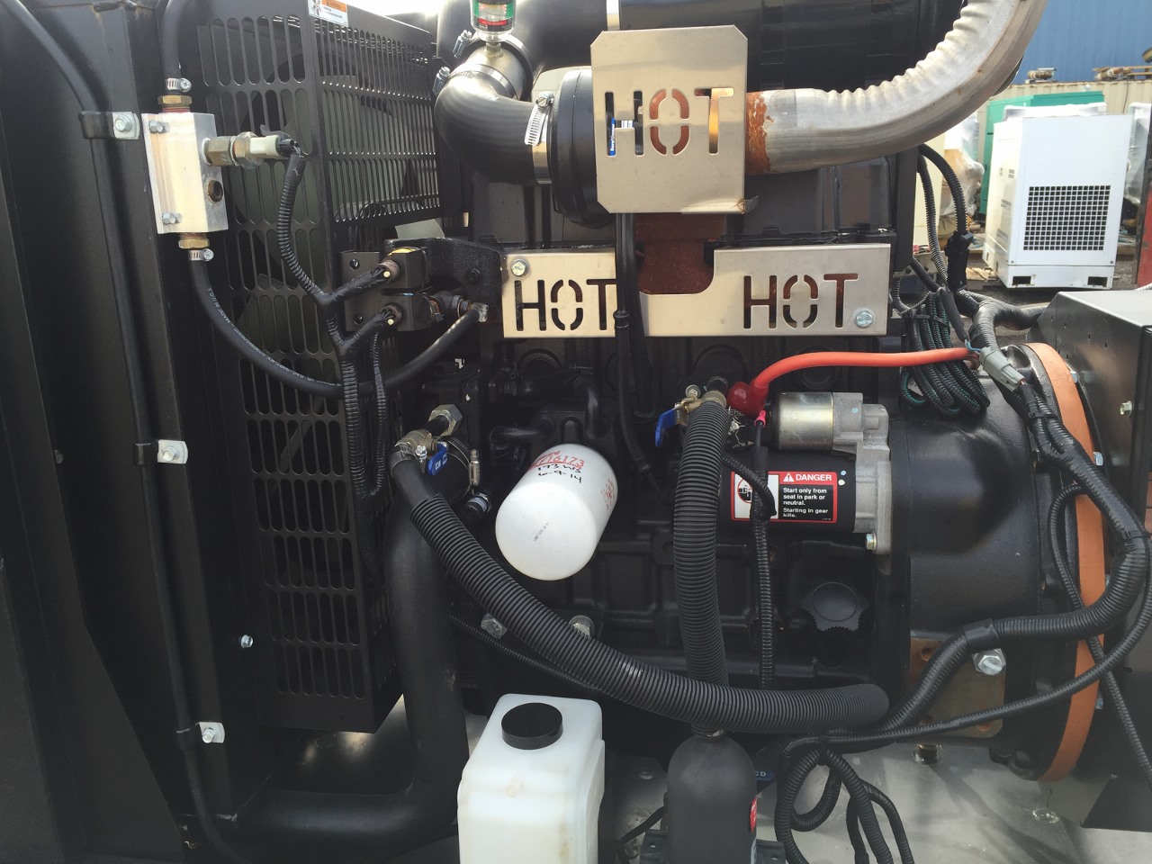 30 kW Generac Generator, 132 Gallon Base Fuel Tank, 209 hours