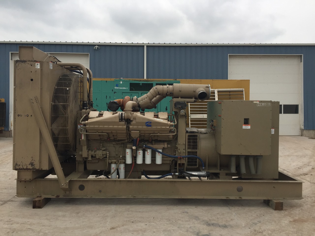 800 kW Cummins Onan Generator, 12 Lead Reconnectable, Skid Mounted
