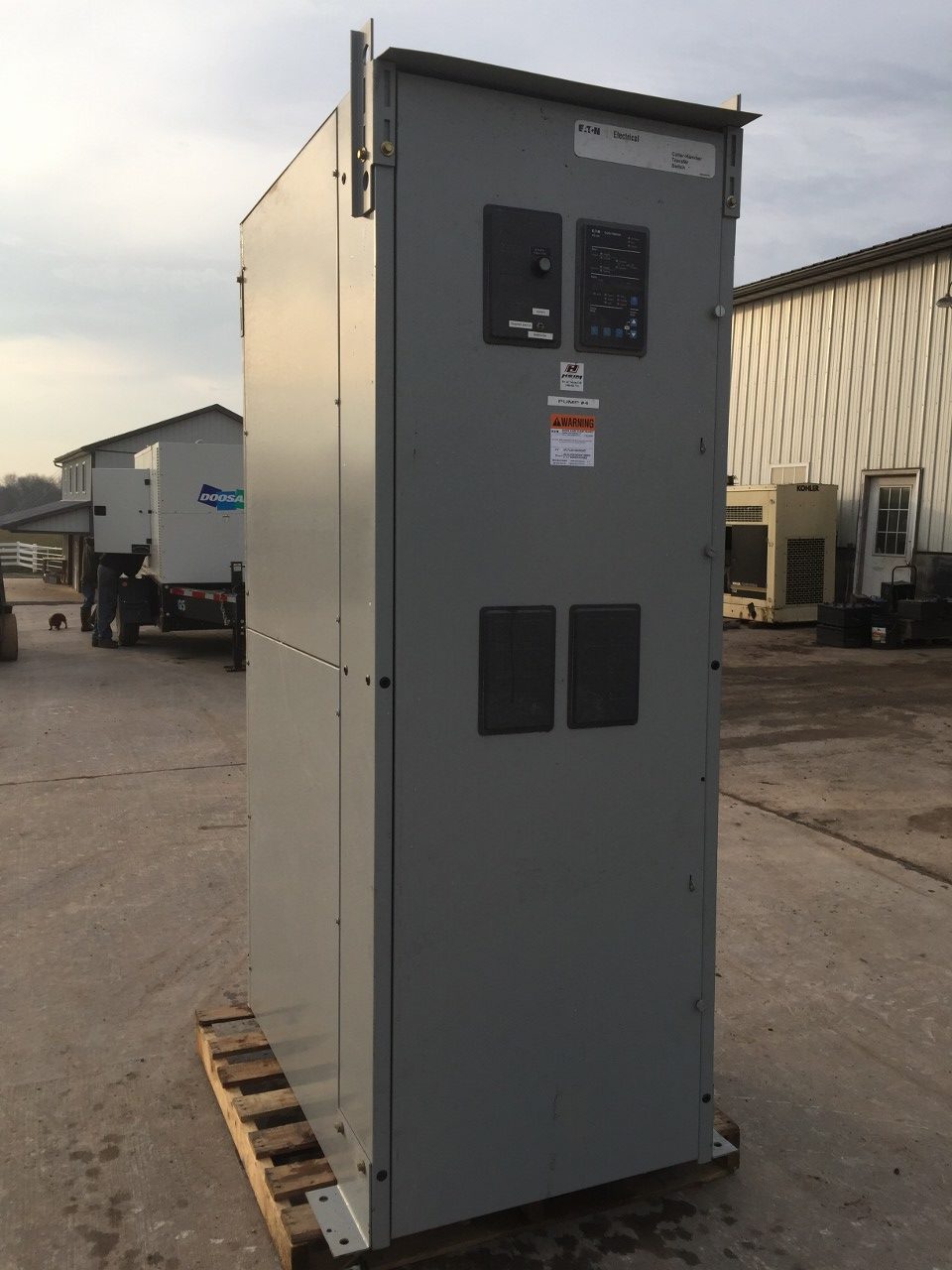 1200 AMP CutlerHammer Automatic Transfer Switch, Service Entrance