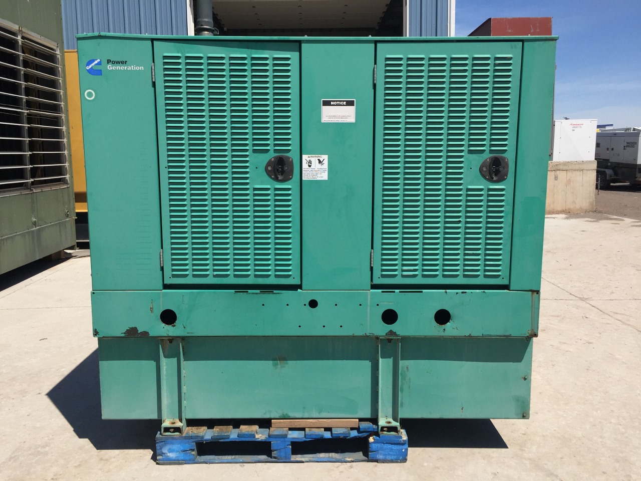 50 kW Cummins Generator, Base Fuel Tank, 12 Lead Reconnectable, 480