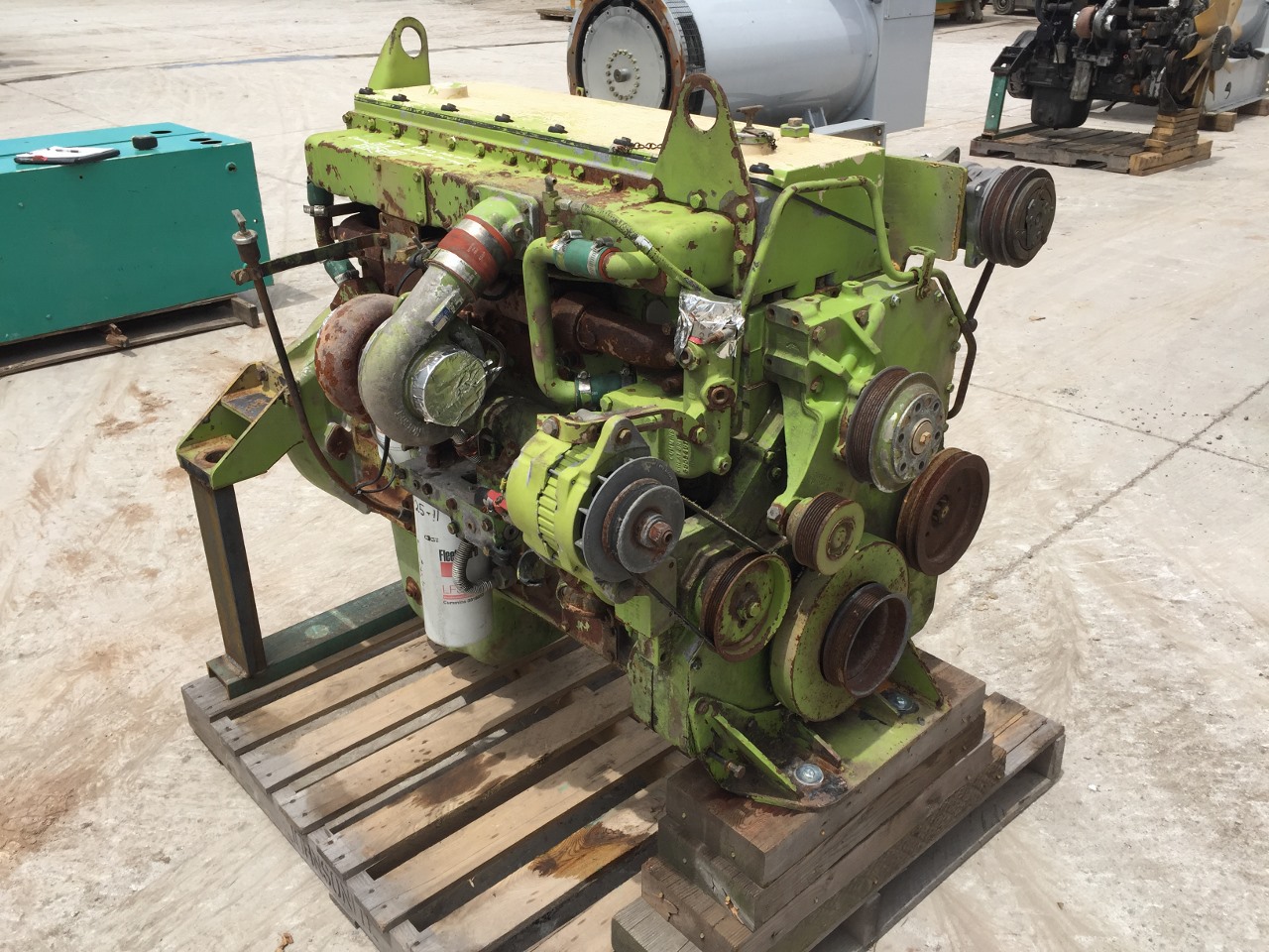 1995 Cummins Onan Engine, 290 HP, Takeout of Cummins LTA 10 Artclte