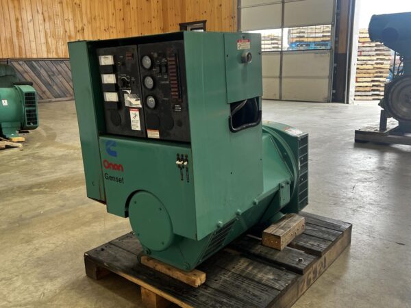 175 kW Onan/Stamford Gen End with Breakers and Controllers - Image 3