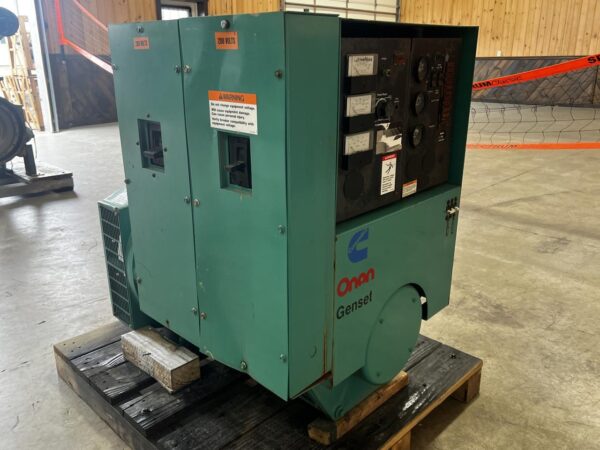 175 kW Onan/Stamford Gen End with Breakers and Controllers - Image 5
