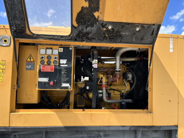__60 kW CAT Generator with Sound Attenuated Enclosure and Base Fuel Tank, Year - 2006, 766 Hours - Image 16
