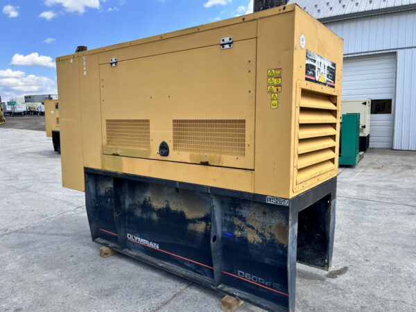 __60 kW CAT Generator with Sound Attenuated Enclosure and Base Fuel Tank, Year - 2006, 766 Hours - Image 3