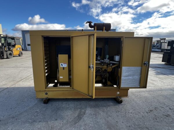 __60 kW Katolight Generator, GM 5.7L PSI Engine, Natural Gas or Propane, Enclosed, 453 Hours - Image 5