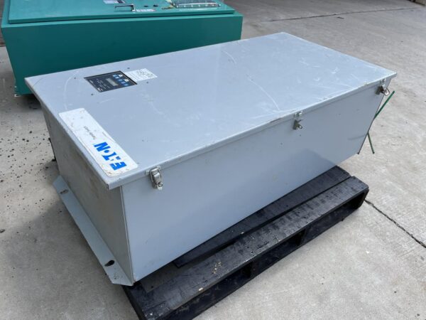 Eaton 400 Amp Transfer Switch, 120/240 volts, 1 Phase, 3 Wire, Type 3R Enclosure - Image 4