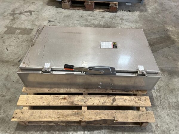 Square D 400 Amp Fusable Disconnect in Stainless Steel Nema 3 Enclosure - Image 3