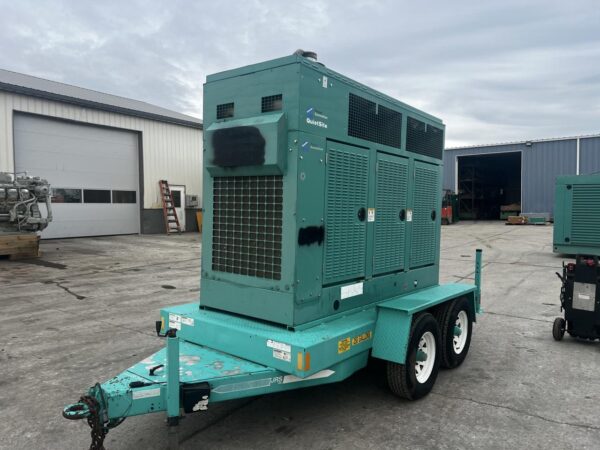 _150 kW Portable Onan/Cummins GenSet, with Voltage Selector Switch, 1337 Hours, Year - 2005, US EPA Tier 3 Pre Emission - Image 3