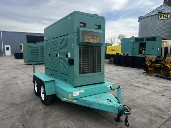 _150 kW Portable Onan/Cummins GenSet, with Voltage Selector Switch, 1337 Hours, Year - 2005, US EPA Tier 3 Pre Emission - Image 4