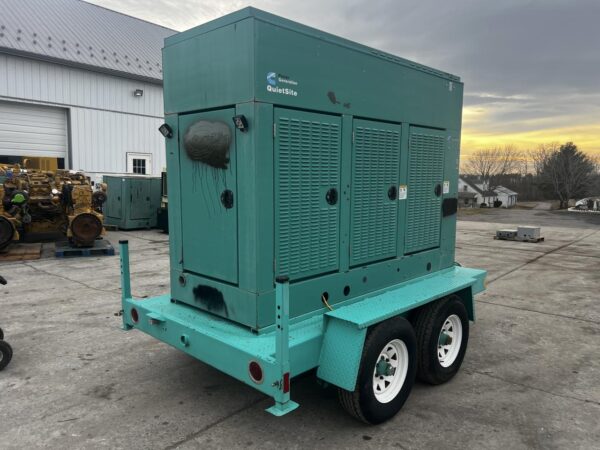 _150 kW Portable Onan/Cummins GenSet, with Voltage Selector Switch, 1337 Hours, Year - 2005, US EPA Tier 3 Pre Emission - Image 6