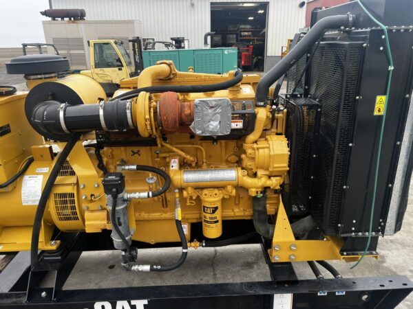 _300 kW CAT 3406C Generator, Open Skid, Year  - 2005, 381 Hours - Image 7