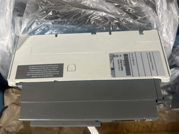 ABB Breaker with Lug Kit, 1200 Amp, New Surplus - Image 7