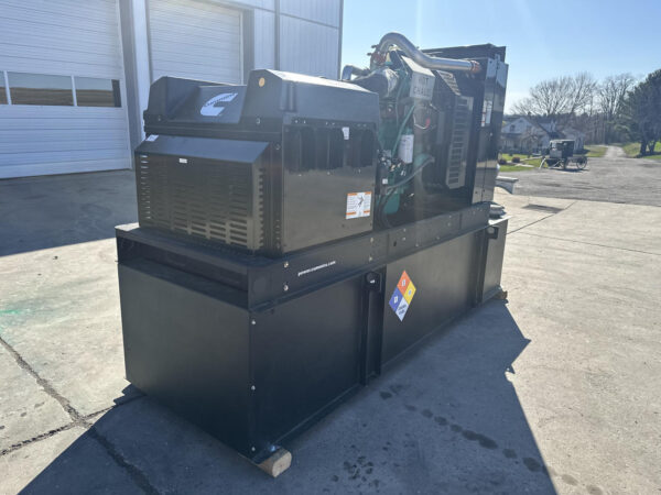 __60 kW Cummins/Onan QSB4.5 Diesel Gen Set, with Base Fuel Tank, Year - 2018, 280 Hours - Image 3