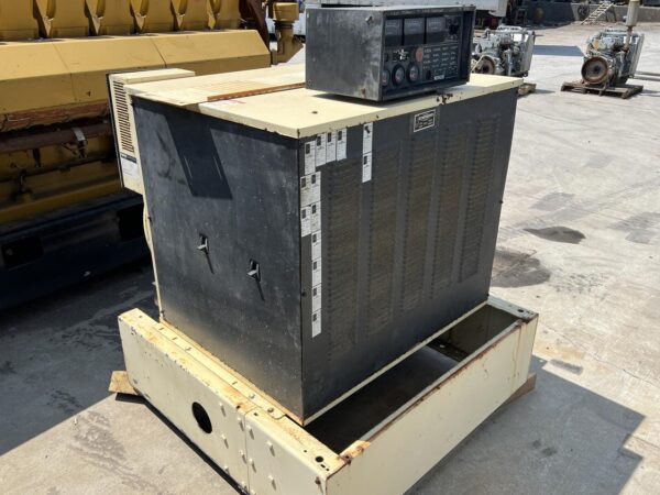 Kohler Generator Head, 240 kW, 12 Wire, 725 Hours, Reconnectable Voltage, Take Off of S60 Engine - Image 4