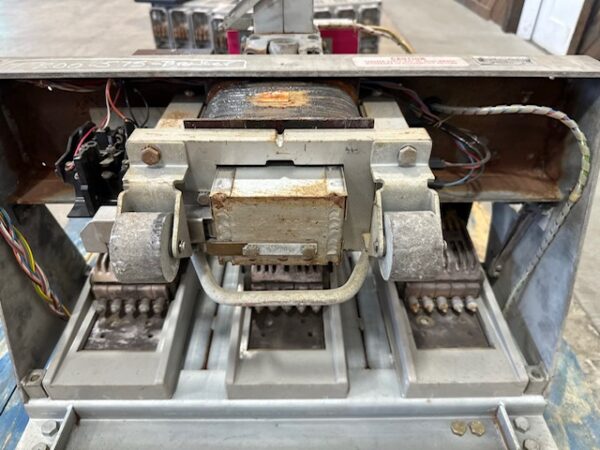 Motorized Electronic Breaker Westinghouse, 4000 Amp - Image 9