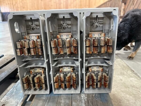 Schneider Motorized Electronic Breaker for paralelling, 1600 Amp - Image 4