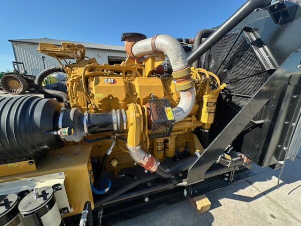 1000 kW C32 CAT Gen Set, Open Sid Model, Year - 2021, 35 Hours since new - Image 14