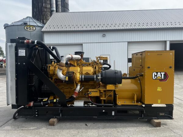 1000 kW Cat C32 Gen Set, Open Skid, Year - 2021, 27 Hours since new, US EPA Tier 2 Pre Emission Engine - Image 6