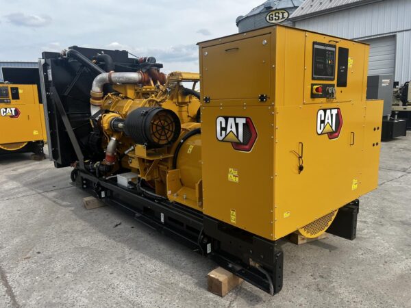 1000 kW Cat C32 Gen Set, Open Skid, Year - 2021, 27 Hours since new, US EPA Tier 2 Pre Emission Engine - Image 7