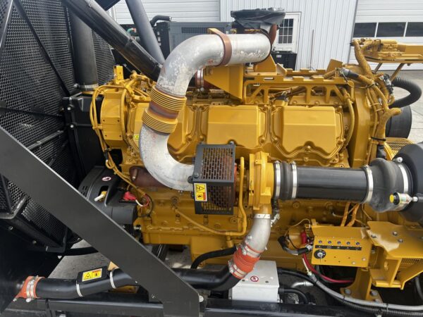 1000 kW Cat C32 Gen Set, Open Skid, Year - 2021, 27 Hours since new, US EPA Tier 2 Pre Emission Engine - Image 8