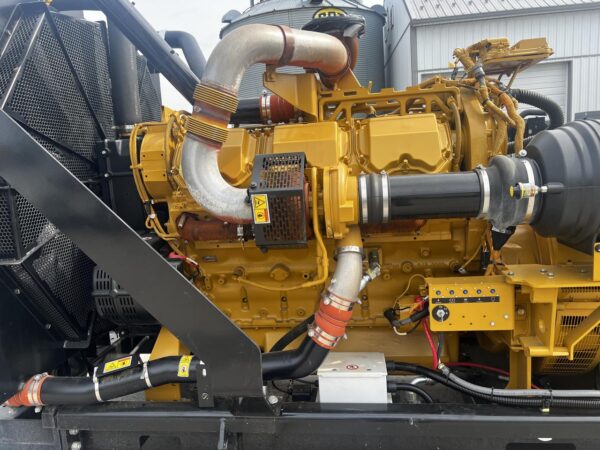 1000 kW Cat Gen Set, C32, US EPA Tier 2 Pre Emission Engine,  Open Skid, Year - 2021, 25 Hours since new - Image 13