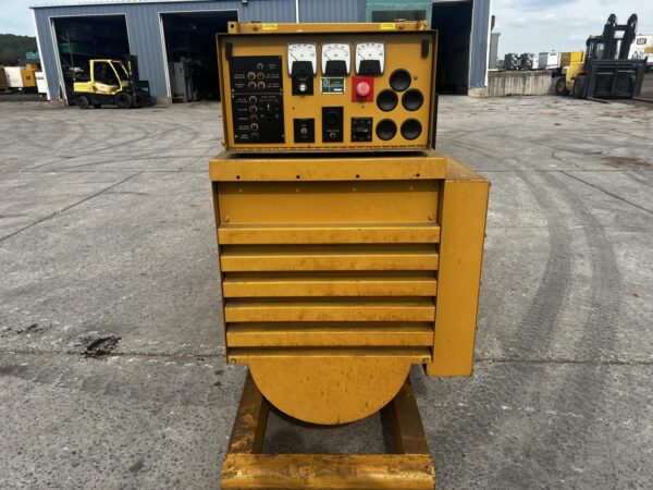 _135 kW Cat GenSet , Open Skid, Cat 3306T Natural Gas or Propane Engine, 524 Hours, Year - 2007 - Image 7