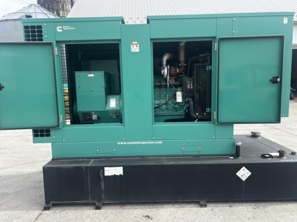 _150 kW Cummins/Onan Gen Set, with Sound Attenuated Enclosure and Base Fuel Tank, QSB 6.7 Cummins Engine, Year - 2016, 26 Hours, US EPA Tier 3 Pre Emissions Engine - Image 7