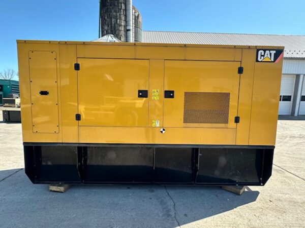 _175 kW Caterpillar Gen Set, with Sound Attenuated Enclosure and Base Fuel Tank C7.1 Engine, Year - 2018, 1535 Hours, US EPA Tier 3 Pre Emission Engine - Image 5