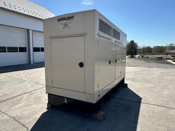 _180 kW Katolight Generator,with Sound Enclosure and Base Fuel Tank, 6.8 Liter John Deere Engine, Year - 2007, 705 Hours, US EPA Tier 3 Pre Emission Engine - Image 3