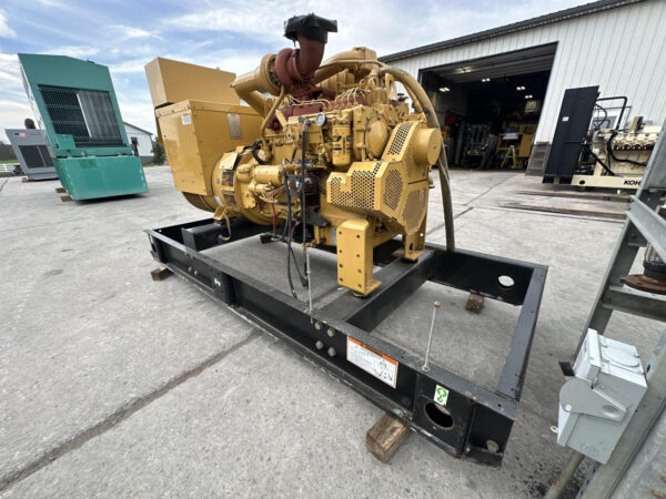 _230 kW 3306 CAT Gen Set, Open Skid, with Remote Electric Driven Radiator, 1006 Hours, Year - 1999 - Image 3
