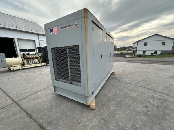_275 kW MTU Generator, with Enclosure, 9 Liter John Deere Engine, 142 Hours, US EPA Tier 3 Pre Emission - Image 3