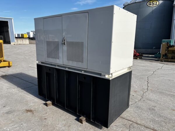 __28 kW Delta Generator, Perkins Engine, with DC Converter for Solar Panel Backup Power Enclosed, Year - 2018 - Image 4