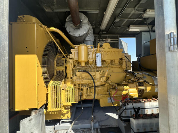 _300 kW 3406 CAT GenSet with Sound Attenuated Enclosure and Base Fuel Tank, Year - 1998 - Image 11