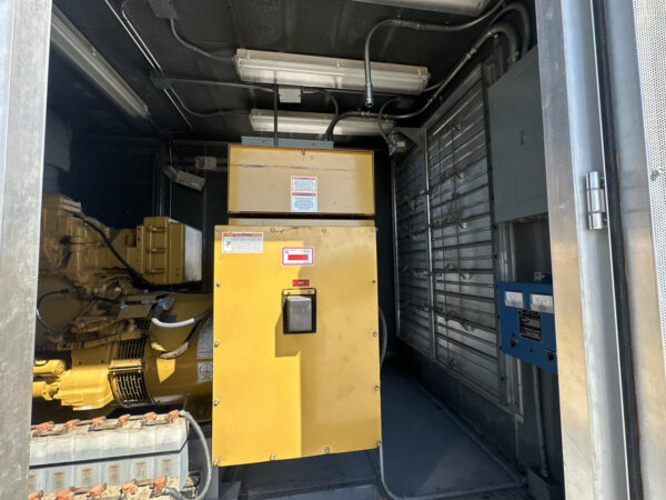 _300 kW 3406 CAT GenSet with Sound Attenuated Enclosure and Base Fuel Tank, Year - 1998 - Image 12