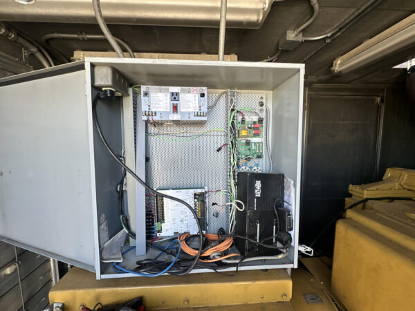 _300 kW 3406 CAT GenSet with Sound Attenuated Enclosure and Base Fuel Tank, Year - 1998 - Image 19