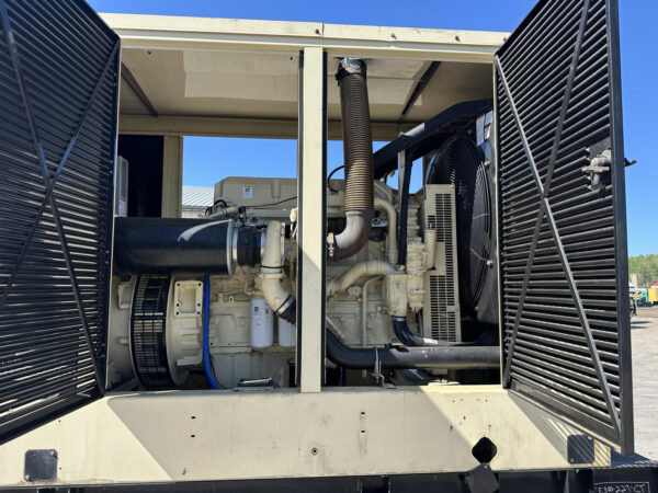 _300 kW Kohler Generator, S60 14 Liter Detroit Diesel Engine, Year - 2007, 129 Hours, US EPA Tier 3 Pre Emission Engine - Image 8