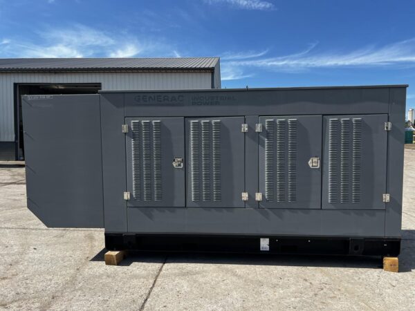 _350 kW Generac Generator, Iveco Engine, Year - 2011, 165 Hours, US EPA Tier 3 Pre Emission Engine