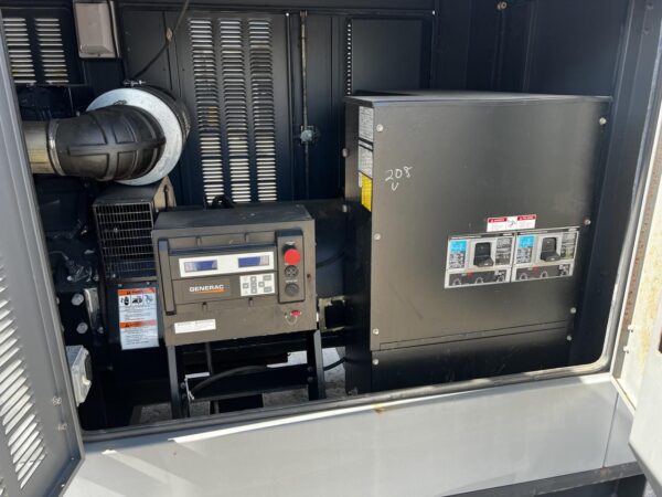 _350 kW Generac Generator, Iveco Engine, Year - 2011, 165 Hours, US EPA Tier 3 Pre Emission Engine - Image 15