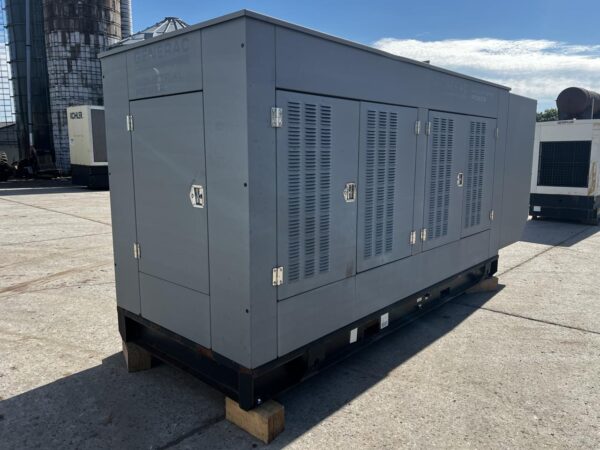 _350 kW Generac Generator, Iveco Engine, Year - 2011, 165 Hours, US EPA Tier 3 Pre Emission Engine - Image 6