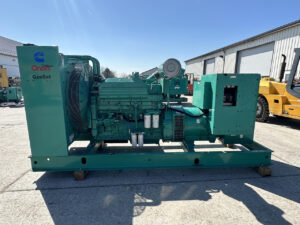 _450 kW Open Skid Cummins/Onan Generator, with KTA 19G3 Cummins Engine, Year - 2000, 786 Hours