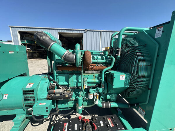 _450 kW Open Skid Cummins/Onan Generator, with KTA 19G3 Cummins Engine, Year - 2000, 786 Hours - Image 12