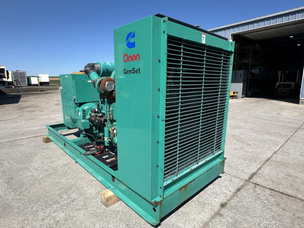 _450 kW Open Skid Cummins/Onan Generator, with KTA 19G3 Cummins Engine, Year - 2000, 786 Hours - Image 4