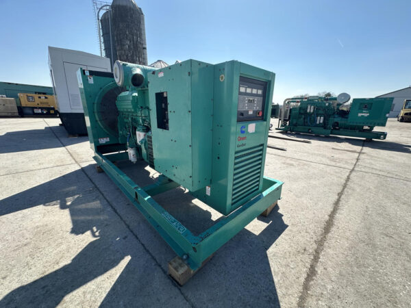 _450 kW Open Skid Cummins/Onan Generator, with KTA 19G3 Cummins Engine, Year - 2000, 786 Hours - Image 7