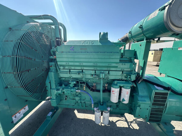 _450 kW Open Skid Cummins/Onan Generator, with KTA 19G3 Cummins Engine, Year - 2000, 786 Hours - Image 10