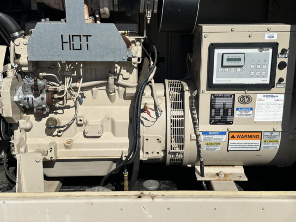 __60 kW Katolight Generator, with Enclosure and Base Fuel Tank, 4.5 John Deere Engine, 391 Hours, Year - 2004 - Image 13