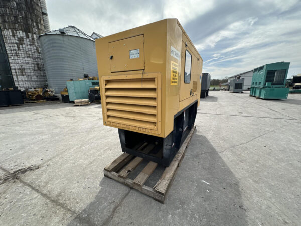 __60 kW CAT/Olympian Generator, with Sound Attenuated Enclosure and Base Fuel Tank, CAT/Perkins C4.4 Engine, 998 Hours, Year - 2005 - Image 3