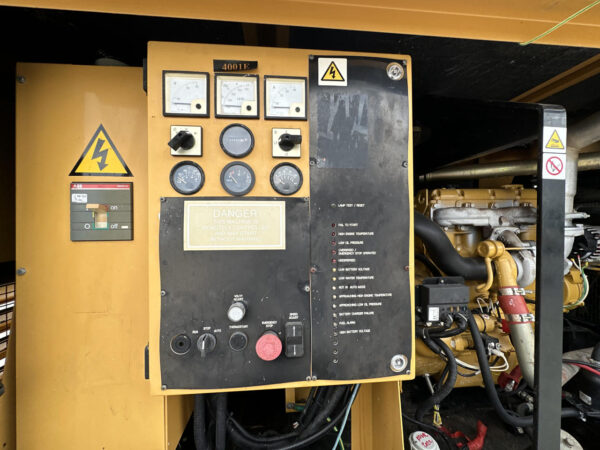 __60 kW CAT/Olympian Generator, with Sound Attenuated Enclosure and Base Fuel Tank, CAT/Perkins C4.4 Engine, 998 Hours, Year - 2005 - Image 10