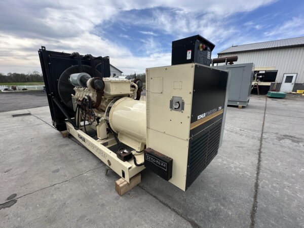 _750 kW Kohler Generator, Series 2000 MTU DDet Engine, Year - 2001, 886 Hours, Open Skid - Image 4