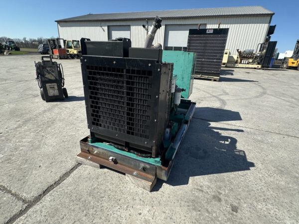 __80 kW Cummins/Onan Gen Set, with QSB 4.5 Engine, Year - 2017, Hours - 4892, Open skid - Image 3